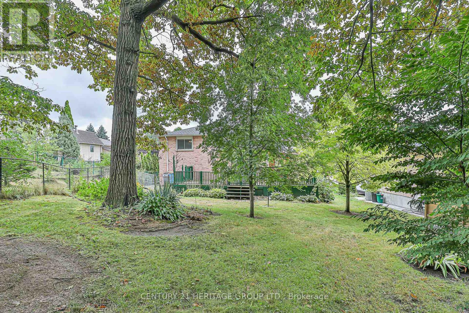 4 Beckett Avenue, East Gwillimbury, Ontario  L9N 1E6 - Photo 42 - N12459534