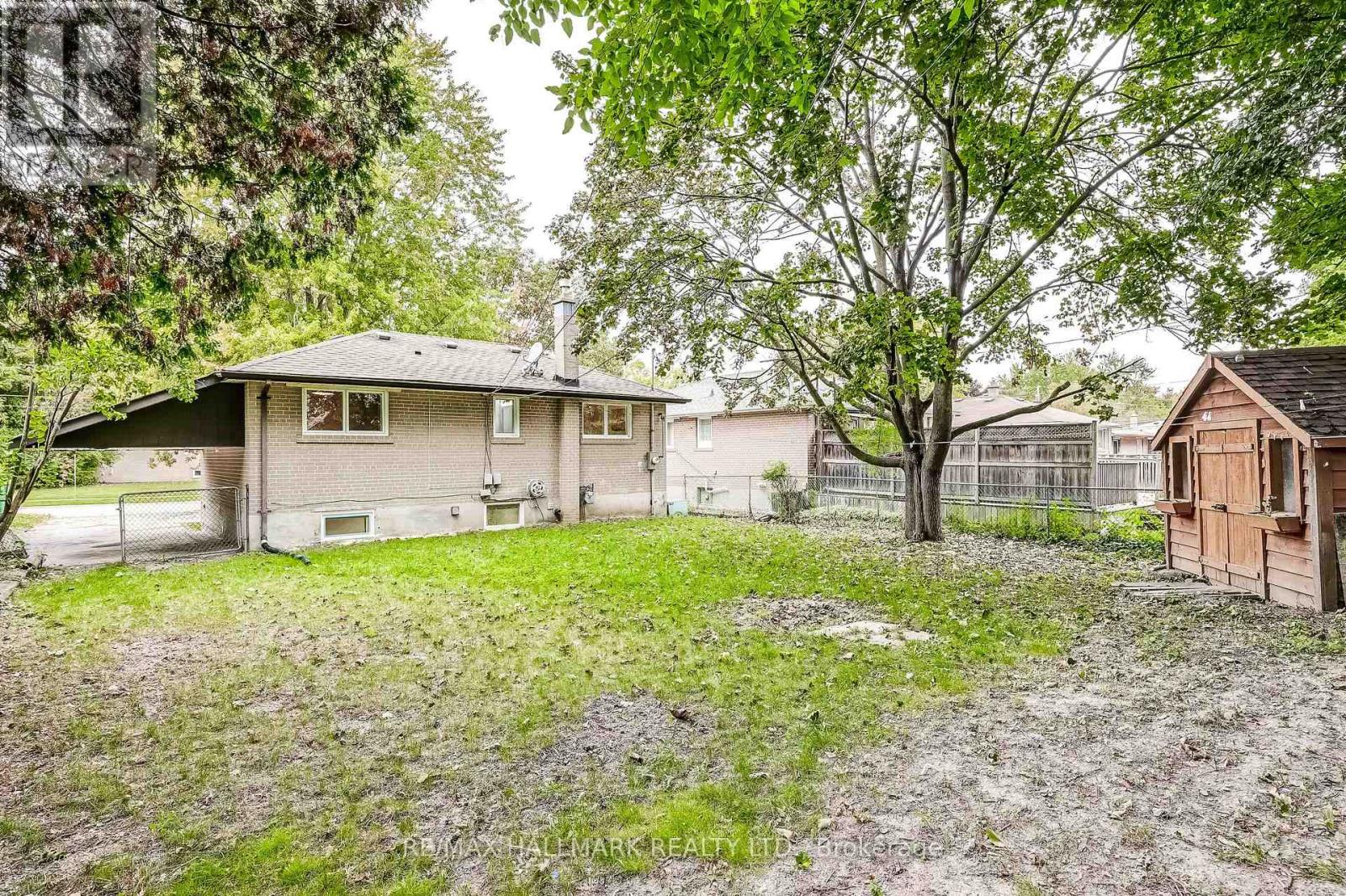 51 Aurora Heights Drive, Aurora, Ontario  L4G 2W6 - Photo 39 - N12459540