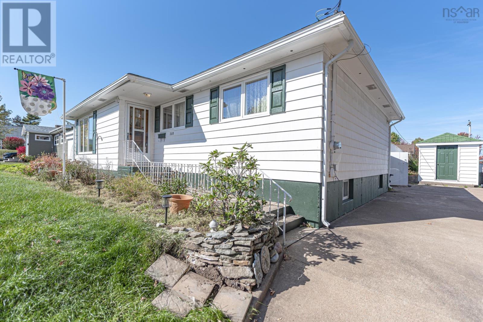 389 Dunbar Avenue, New Glasgow, Nova Scotia  B2H 1W2 - Photo 2 - 202525374