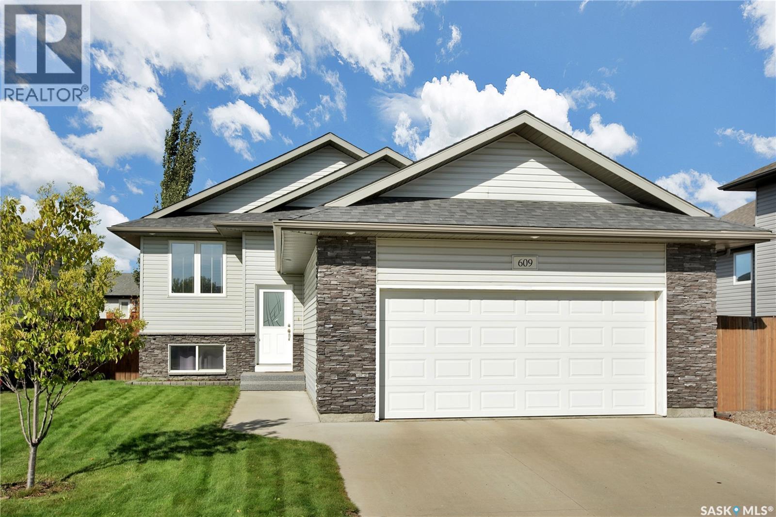 609 Reimer Road, Martensville, Saskatchewan  S0K 0A2 - Photo 35 - SK020709