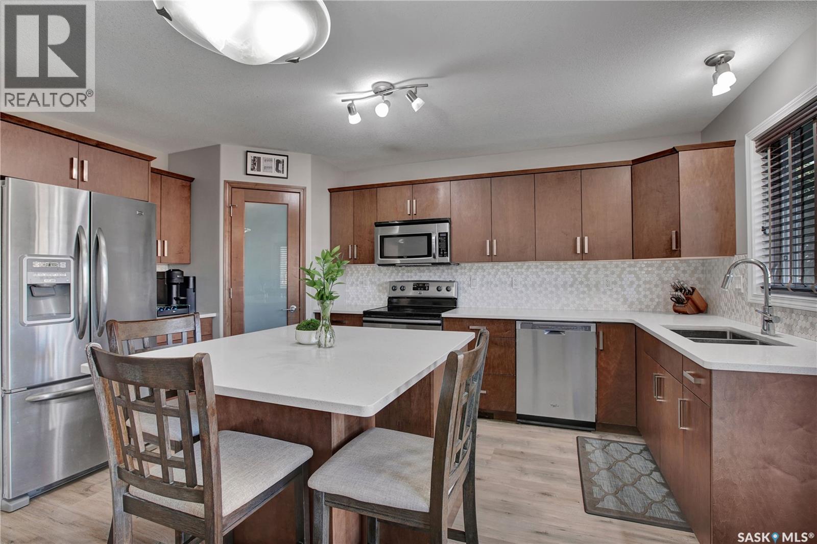 609 Reimer Road, Martensville, Saskatchewan  S0K 0A2 - Photo 5 - SK020709