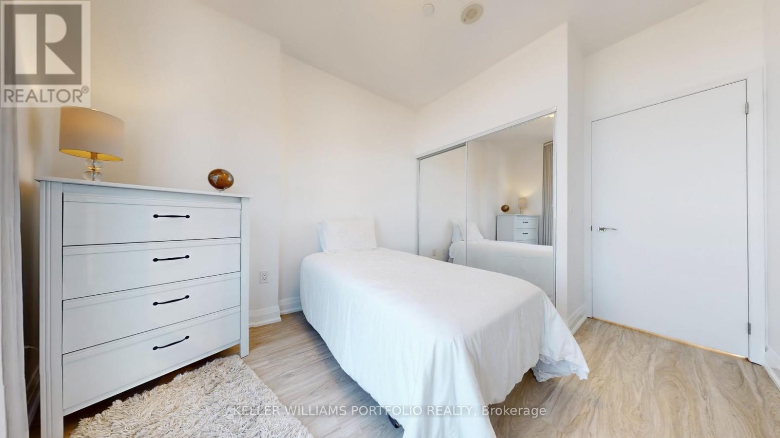 2804 - 9 Valhalla Inn Road, Toronto, Ontario  M9B 0B2 - Photo 16 - W12459495