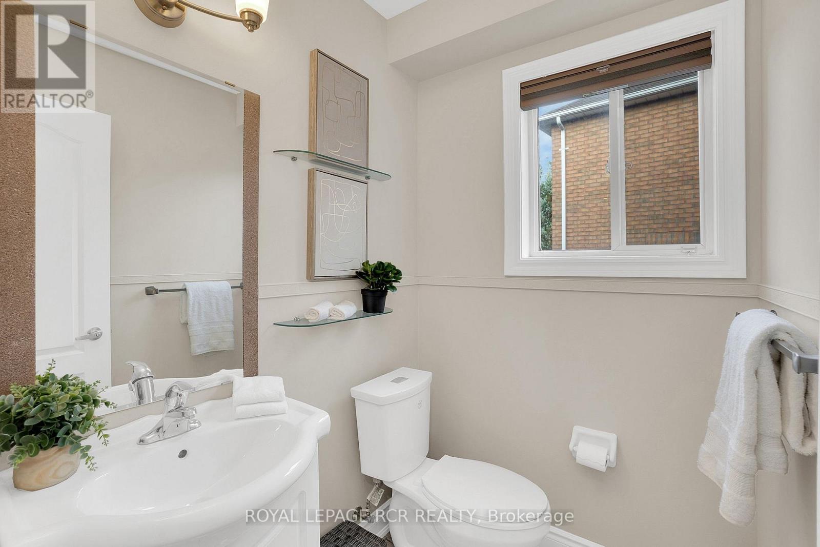 15 Jack Kenny Court, Caledon, Ontario  L7E 2M5 - Photo 17 - W12459501
