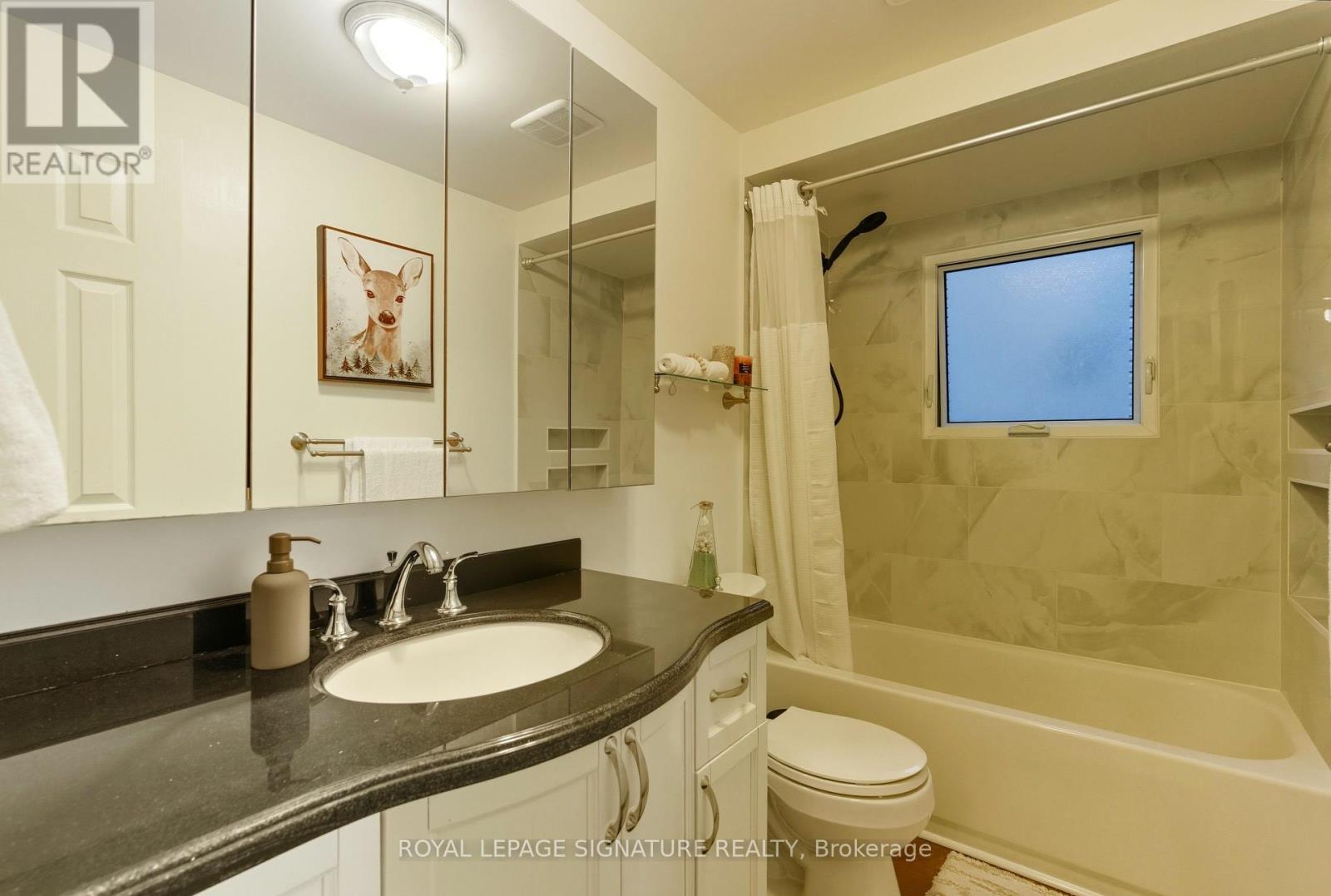 2993 Gulfstream Way, Mississauga, Ontario  L5N 6J8 - Photo 21 - W12459505