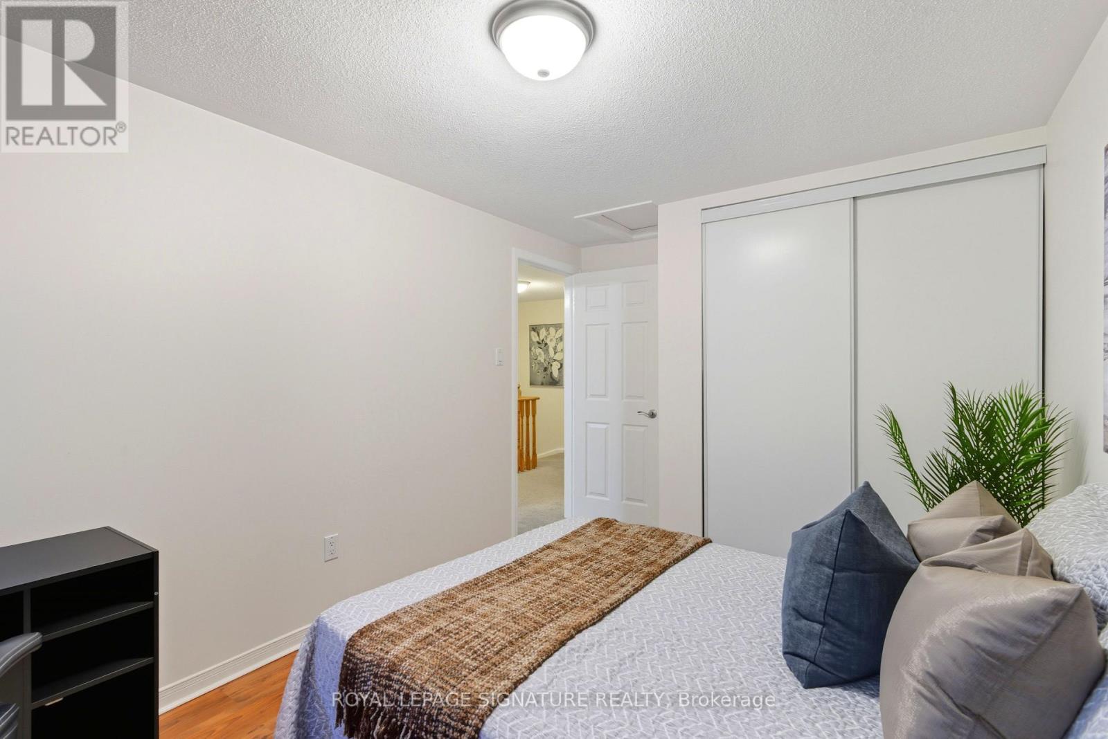 2993 Gulfstream Way, Mississauga, Ontario  L5N 6J8 - Photo 24 - W12459505