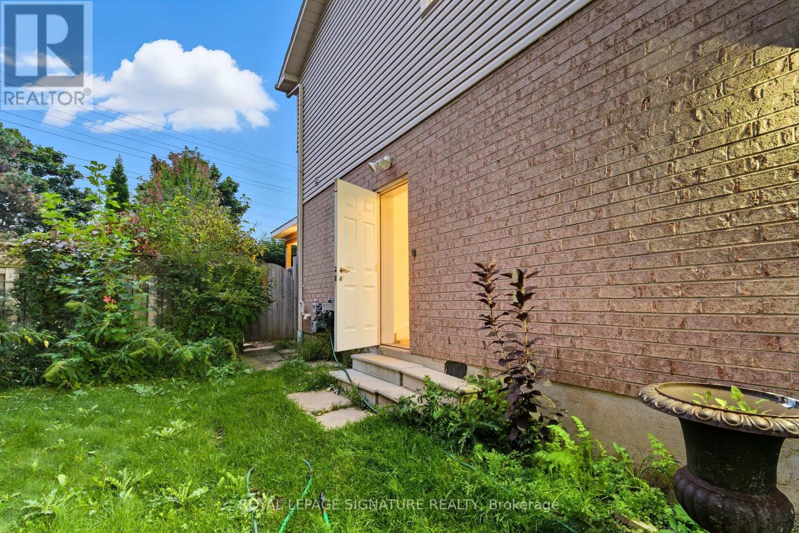 2993 Gulfstream Way, Mississauga, Ontario  L5N 6J8 - Photo 34 - W12459505