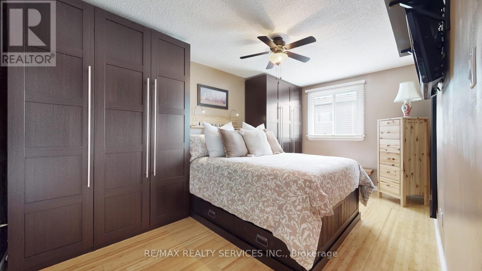 72 - 72 Carisbrooke Court, Brampton, Ontario  L6S 3K1 - Photo 21 - W12459523
