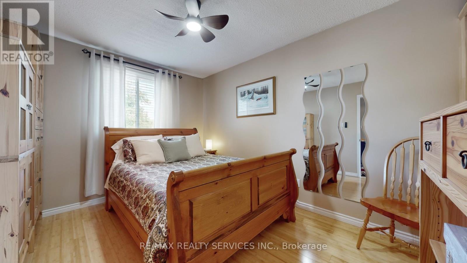 72 - 72 Carisbrooke Court, Brampton, Ontario  L6S 3K1 - Photo 23 - W12459523