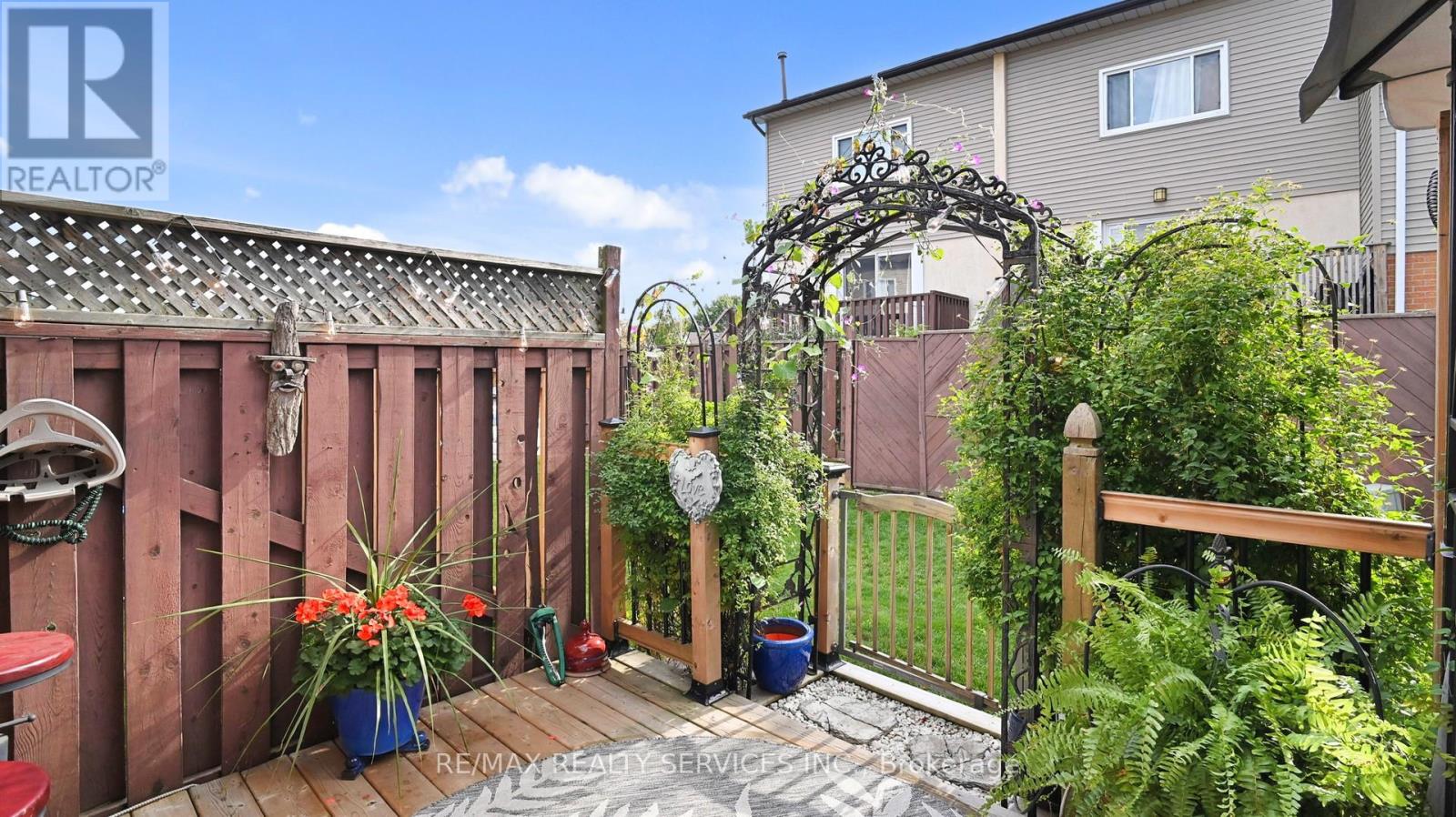72 - 72 Carisbrooke Court, Brampton, Ontario  L6S 3K1 - Photo 49 - W12459523