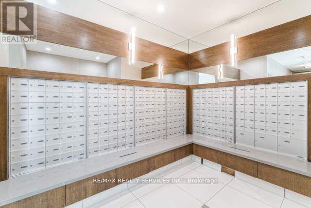 1806 - 5025 Four Springs Avenue, Mississauga, Ontario  L5R 0G5 - Photo 13 - W12459526