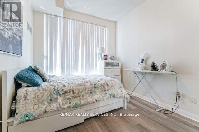 1806 - 5025 Four Springs Avenue, Mississauga, Ontario  L5R 0G5 - Photo 8 - W12459526