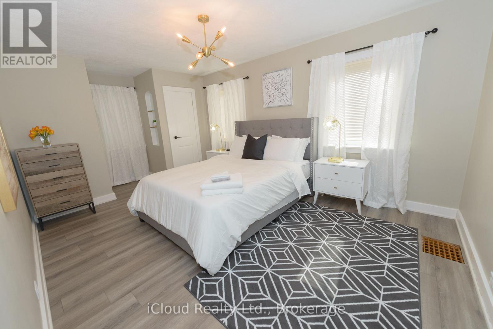 245 2nd Avenue E, Owen Sound, Ontario  N4K 2E8 - Photo 17 - X12459497