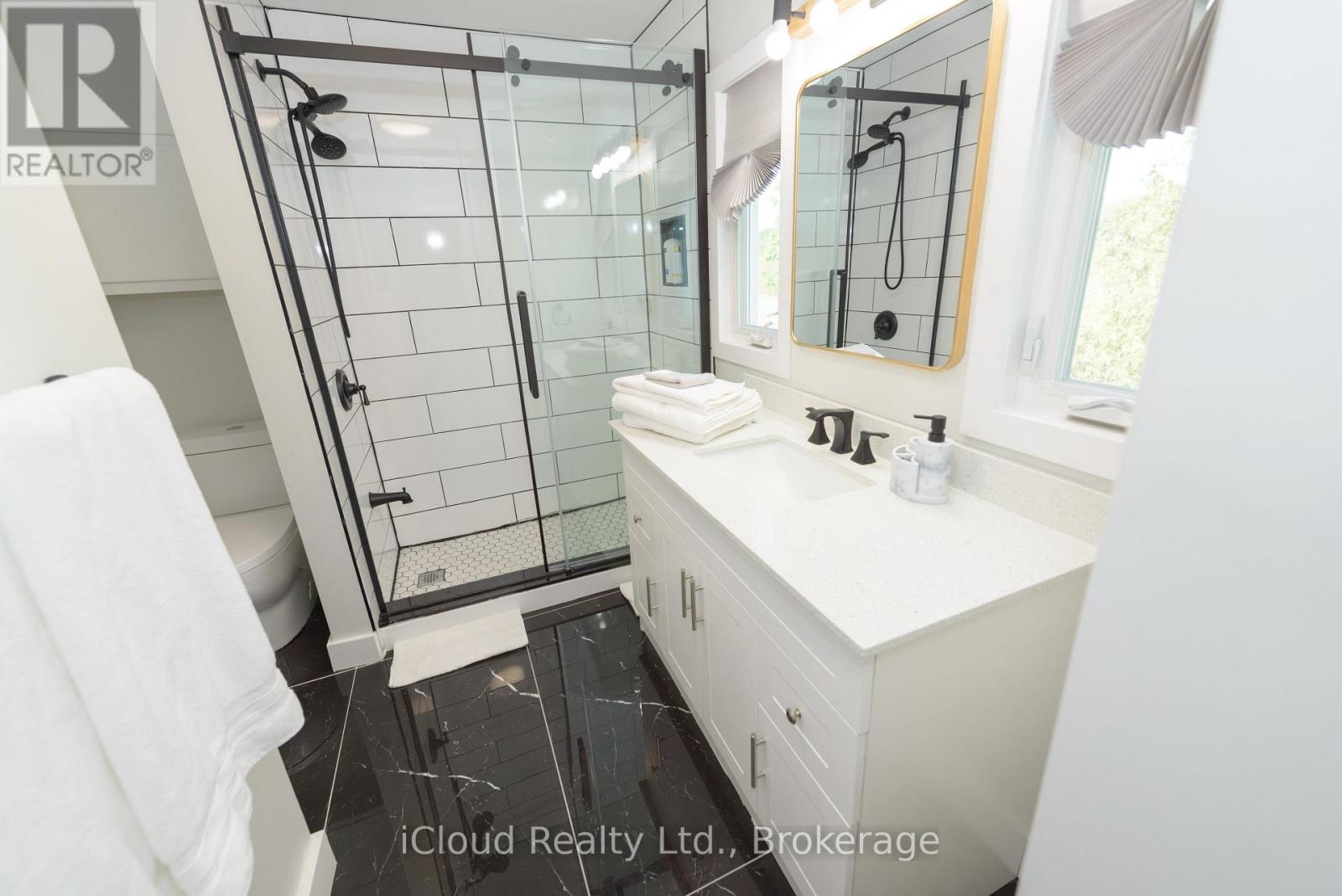 245 2nd Avenue E, Owen Sound, Ontario  N4K 2E8 - Photo 18 - X12459497