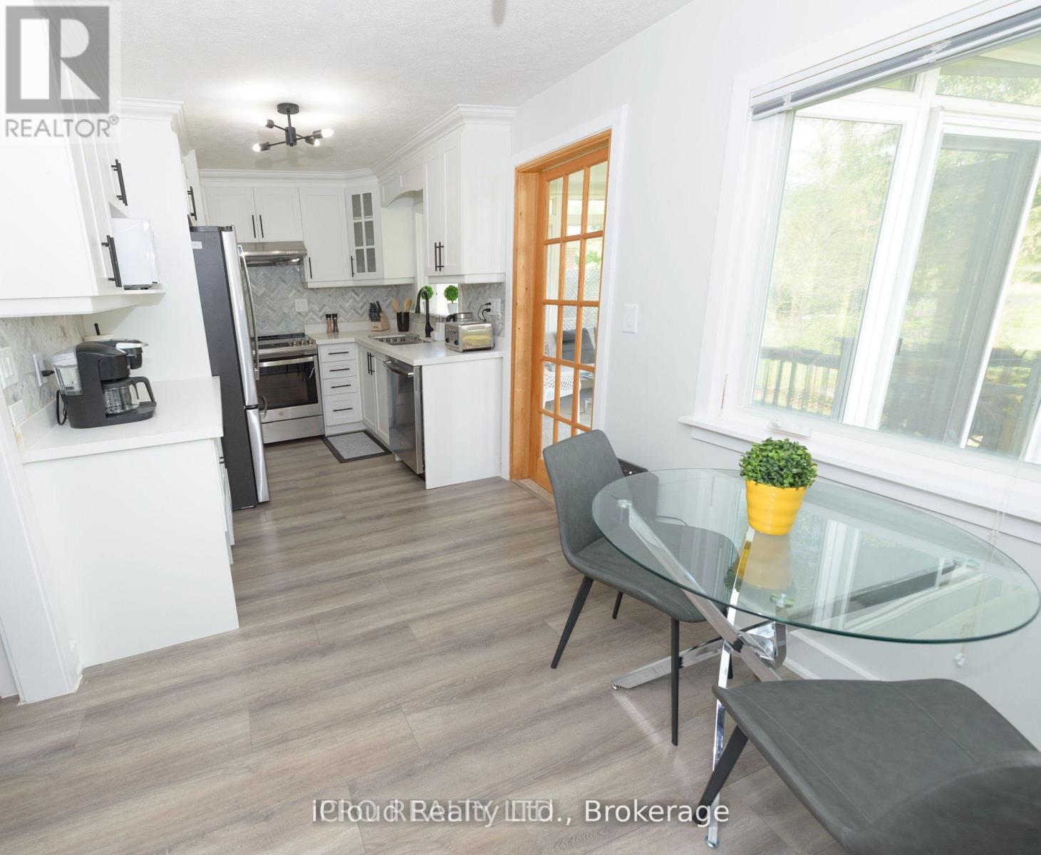 245 2nd Avenue E, Owen Sound, Ontario  N4K 2E8 - Photo 5 - X12459497