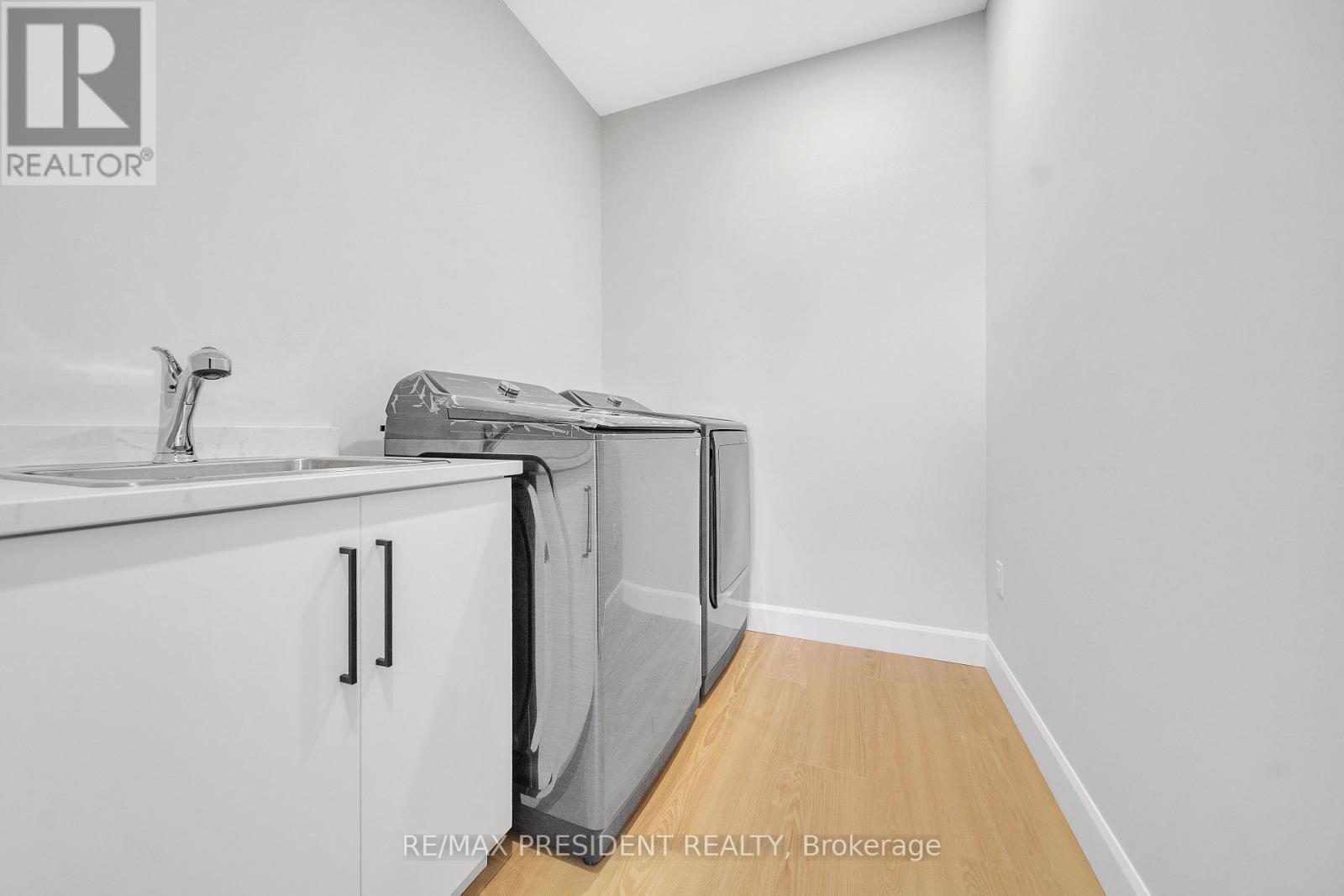 88 O'neil Street, Chatham-Kent, Ontario  N7M 3A3 - Photo 30 - X12459508
