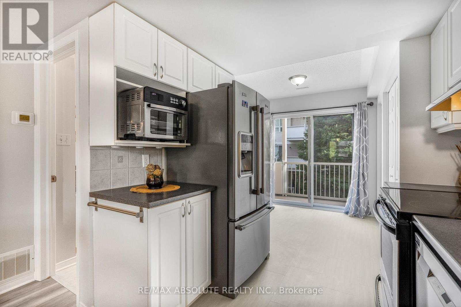 32 Bonfield Private, Ottawa, Ontario  K4A 5E4 - Photo 5 - X12459567
