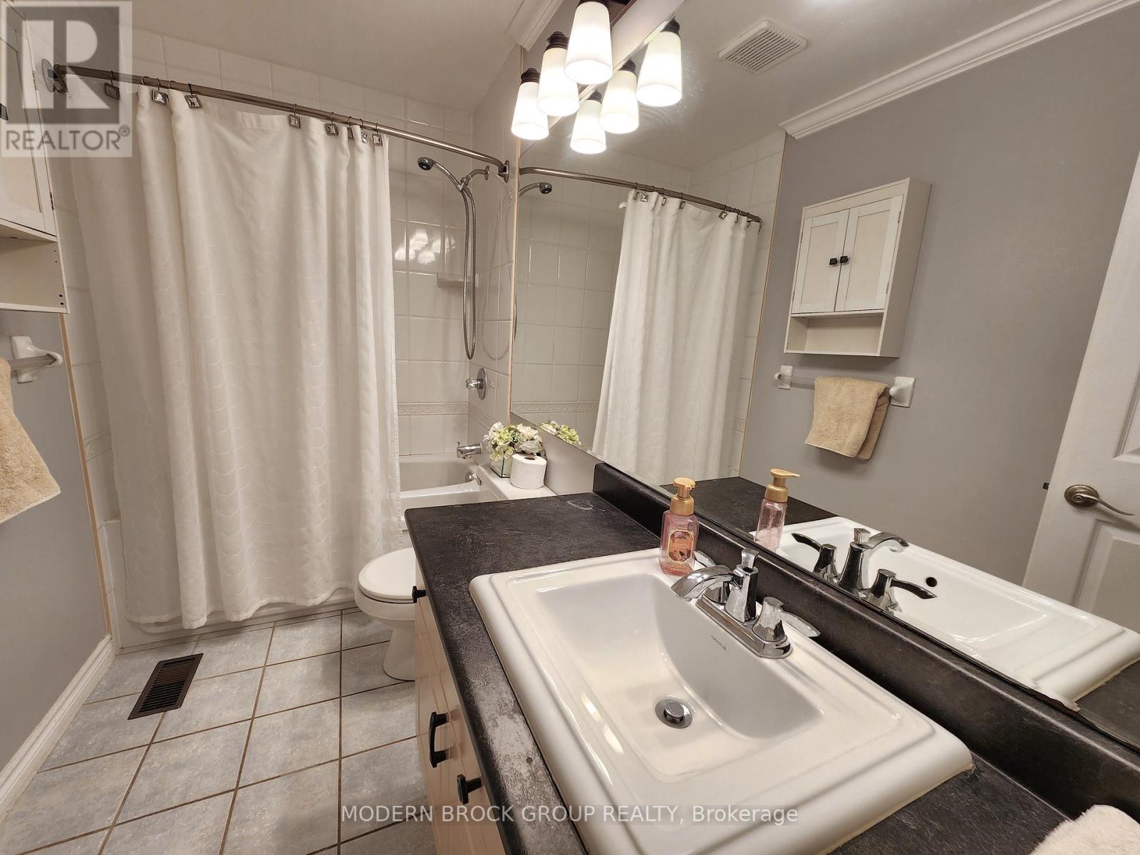 1295 Cuthbertson Avenue, Brockville, Ontario  K6V 6Y2 - Photo 21 - X12459405