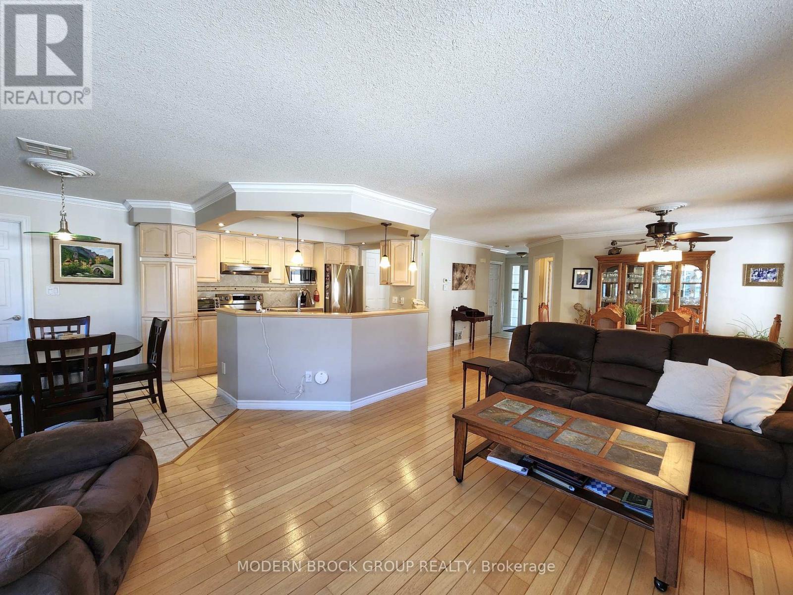 1295 Cuthbertson Avenue, Brockville, Ontario  K6V 6Y2 - Photo 12 - X12459405
