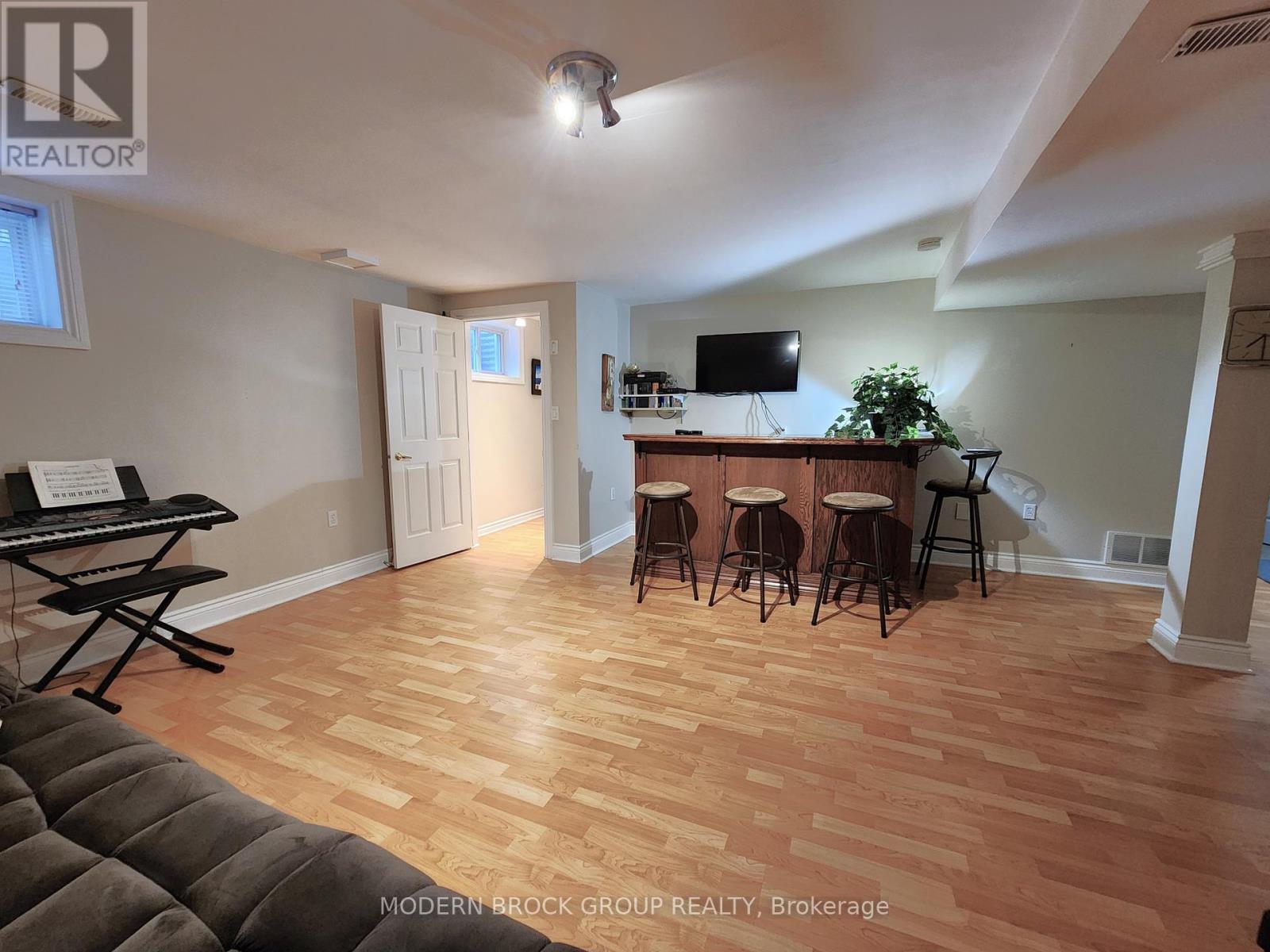 1295 Cuthbertson Avenue, Brockville, Ontario  K6V 6Y2 - Photo 25 - X12459405