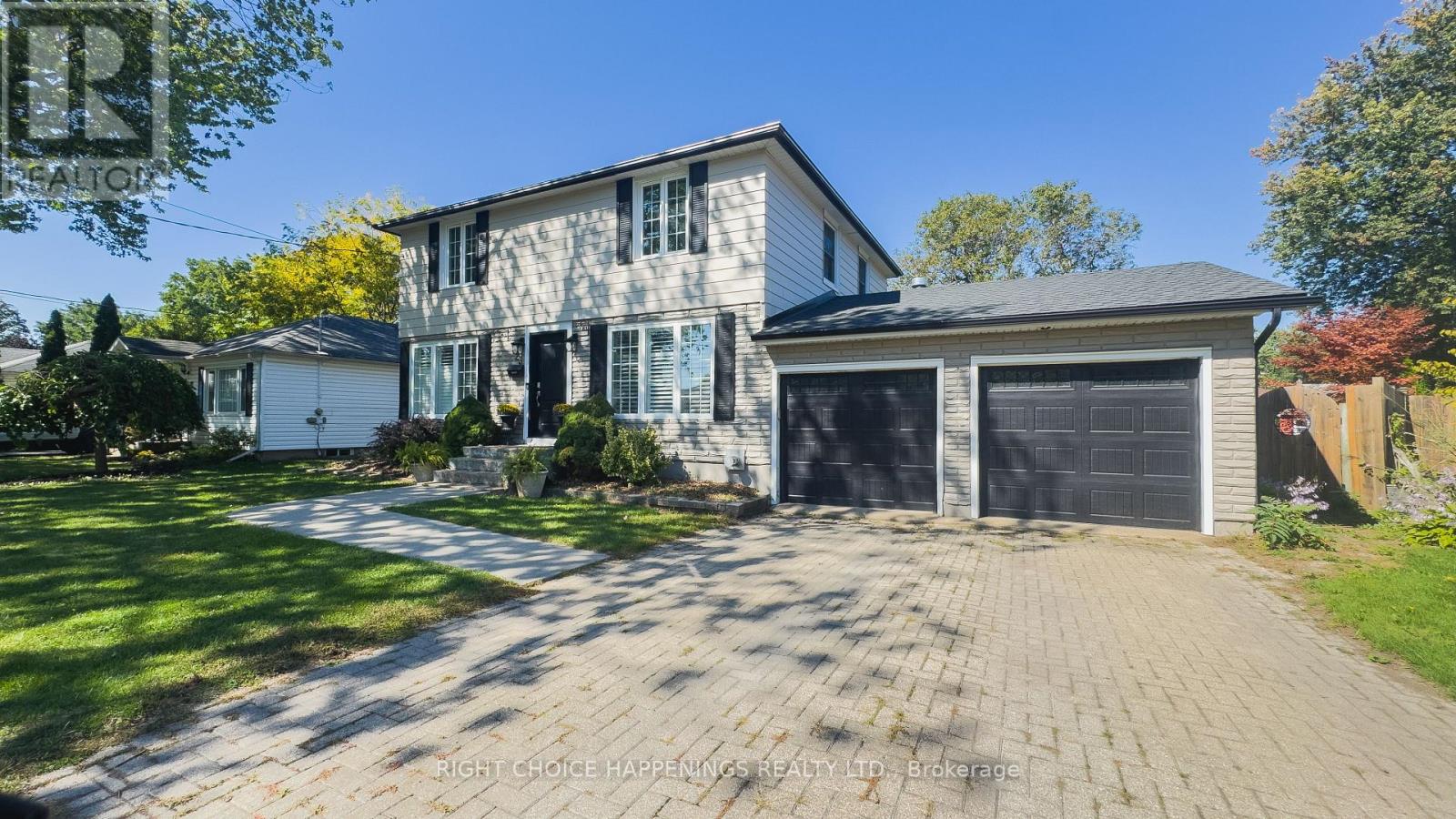 23 Heywood Avenue, St. Catharines, Ontario  L2M 2M7 - Photo 2 - X12459556