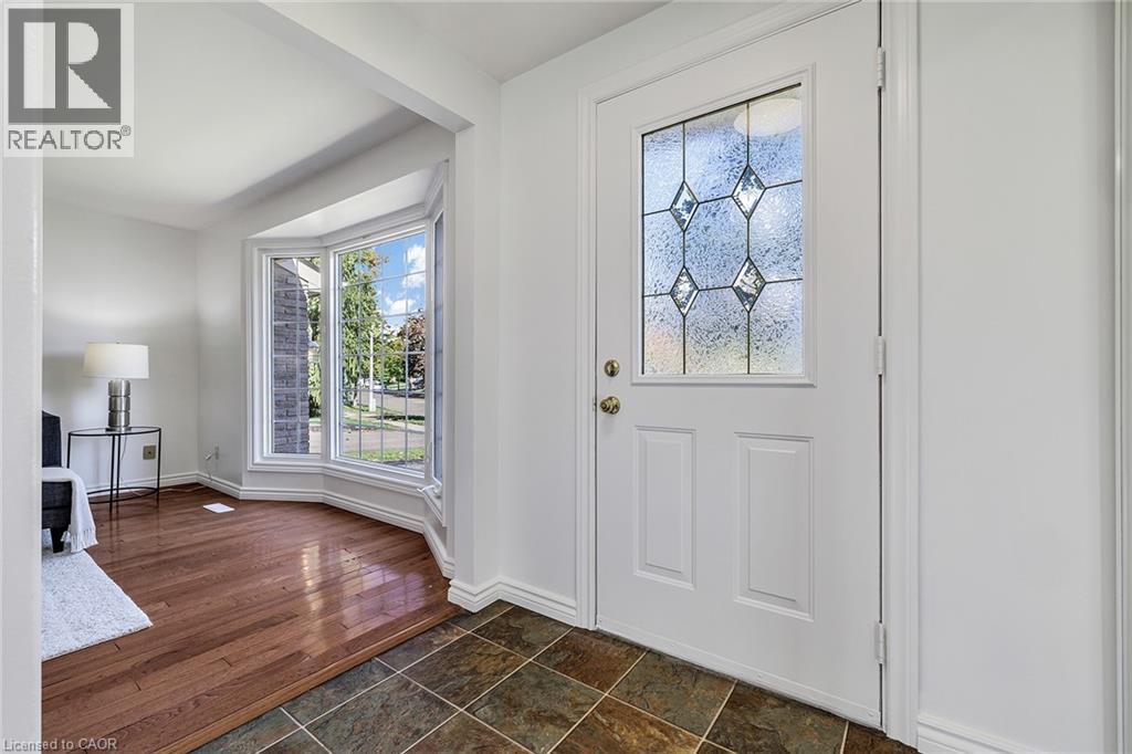 340 Driftwood Drive, Kitchener, Ontario  N2N 1Y7 - Photo 2 - 40778393