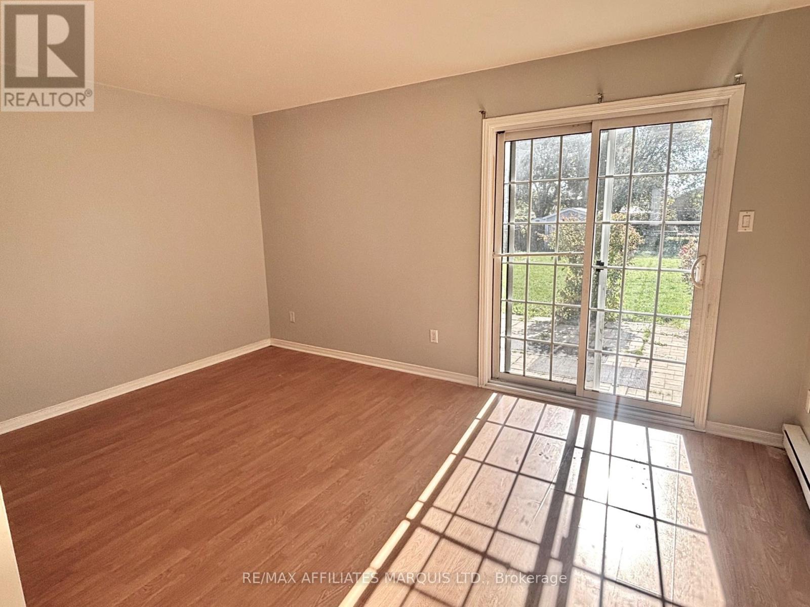 111 Jobin Avenue, Cornwall, Ontario  K6J 3K9 - Photo 8 - X12459565