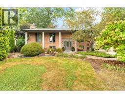 625 Maple AVENUE