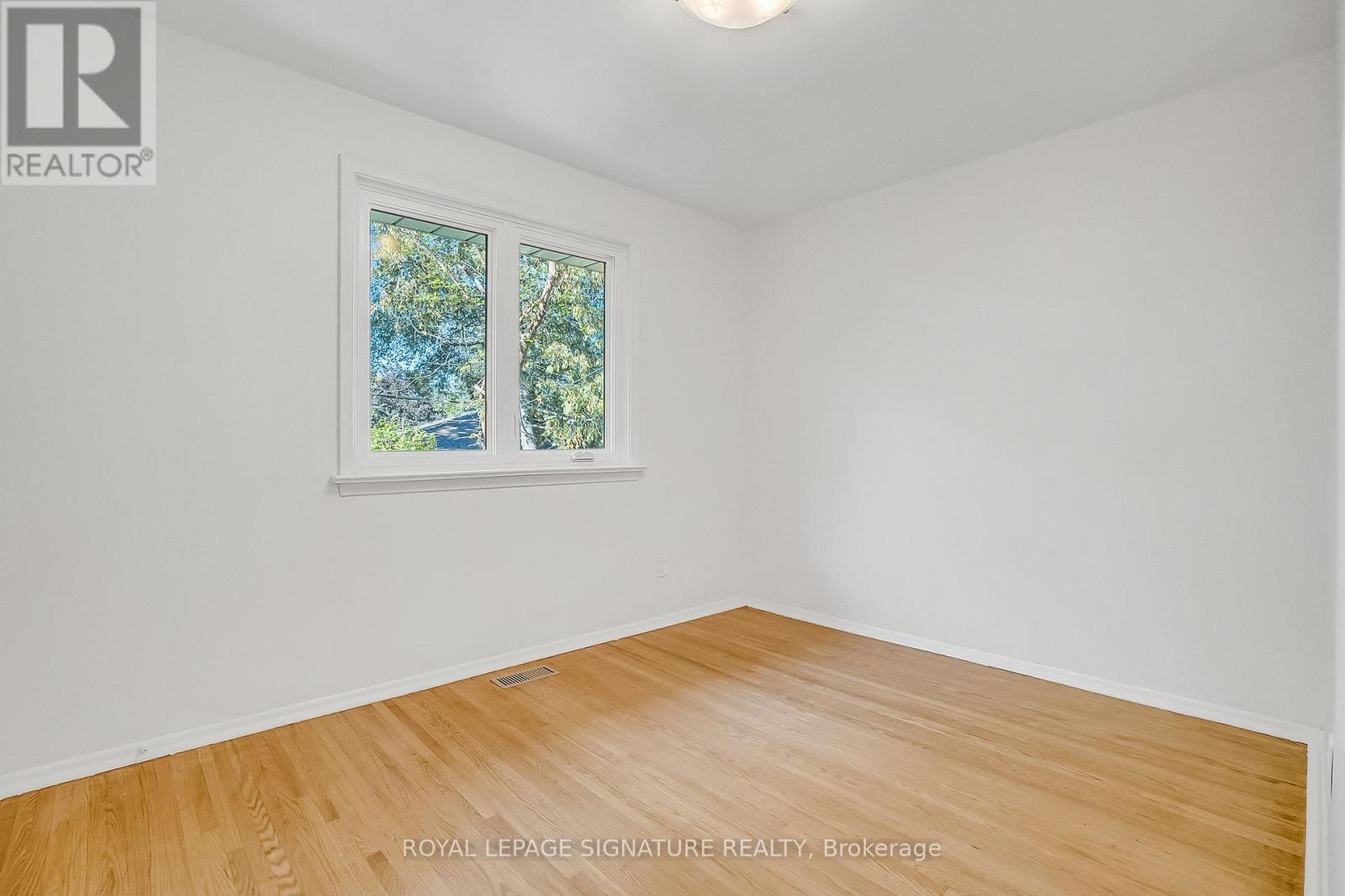 15 Tulane Crescent, Toronto, Ontario  M3A 2B9 - Photo 24 - C12459548