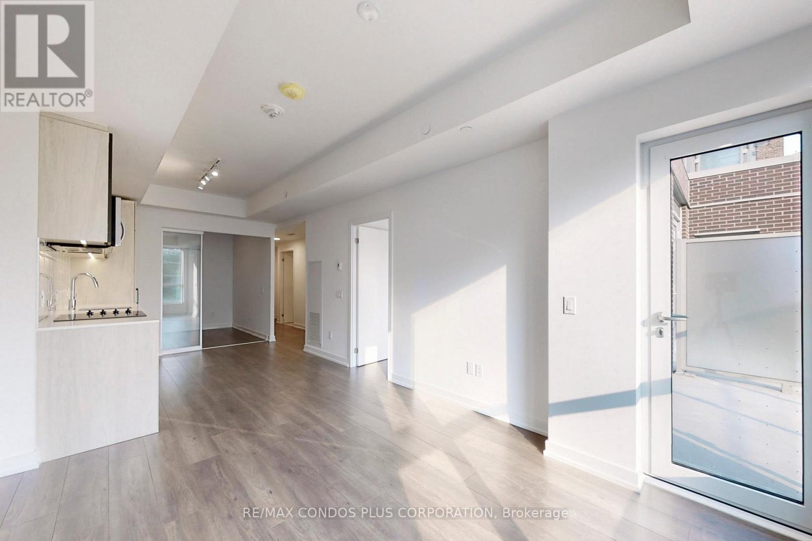 305 - 150 Logan Avenue, Toronto, Ontario  M4M 0E4 - Photo 11 - E12459553
