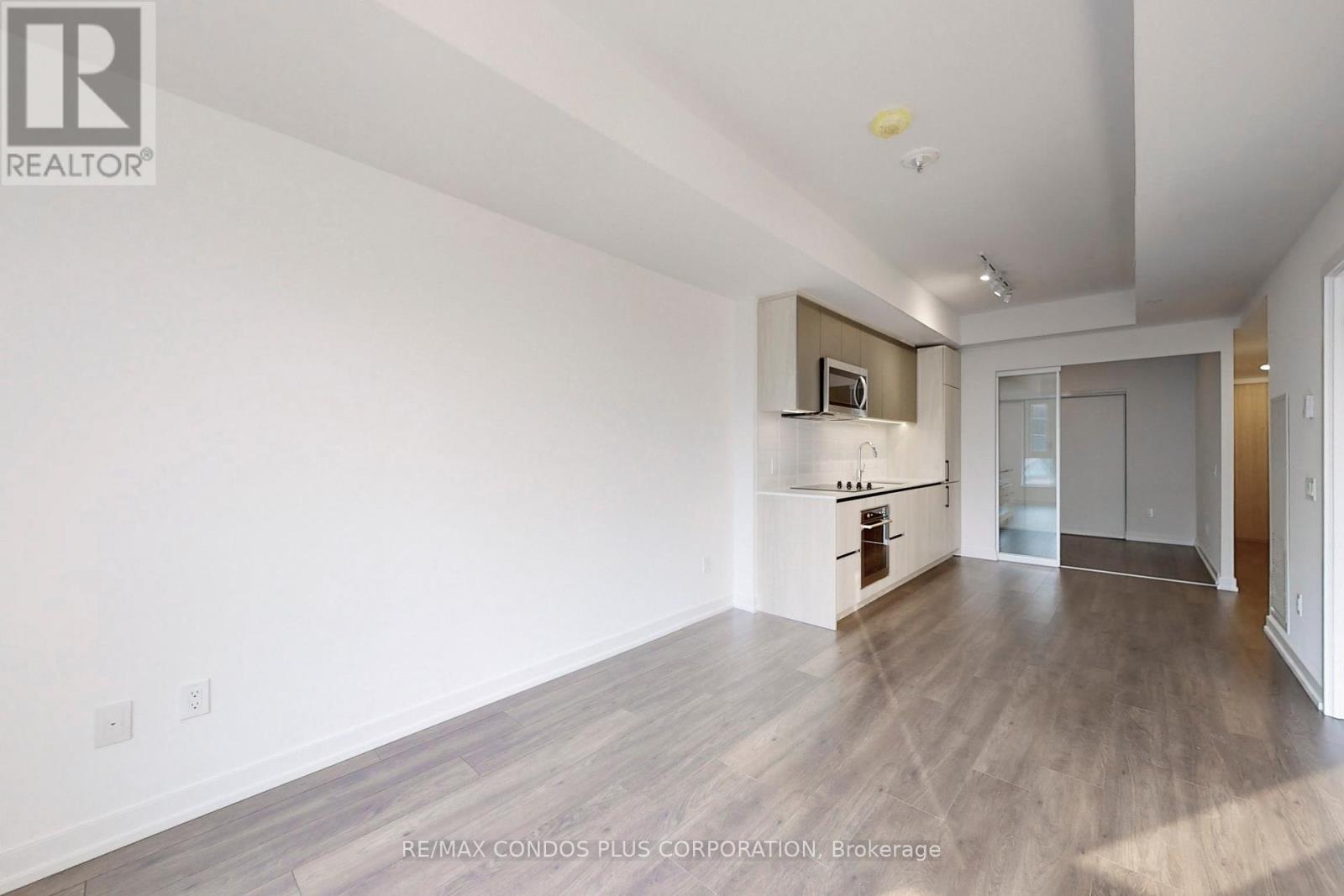 305 - 150 Logan Avenue, Toronto, Ontario  M4M 0E4 - Photo 13 - E12459553