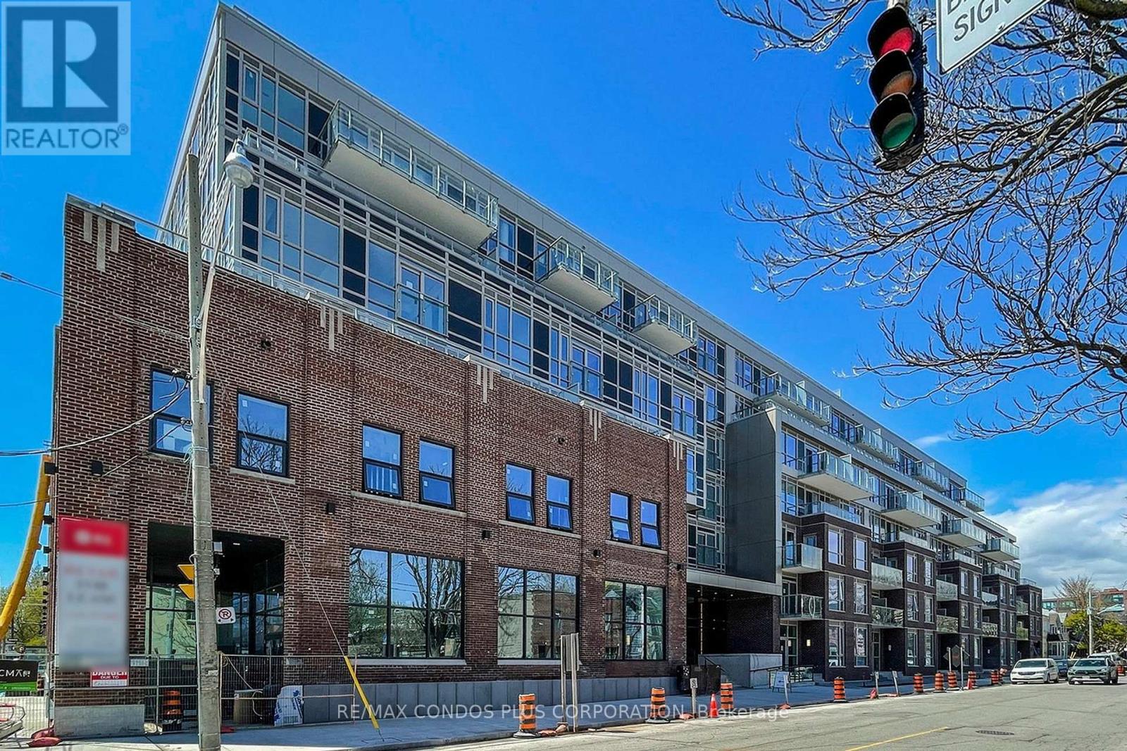 305 - 150 Logan Avenue, Toronto, Ontario  M4M 0E4 - Photo 2 - E12459553