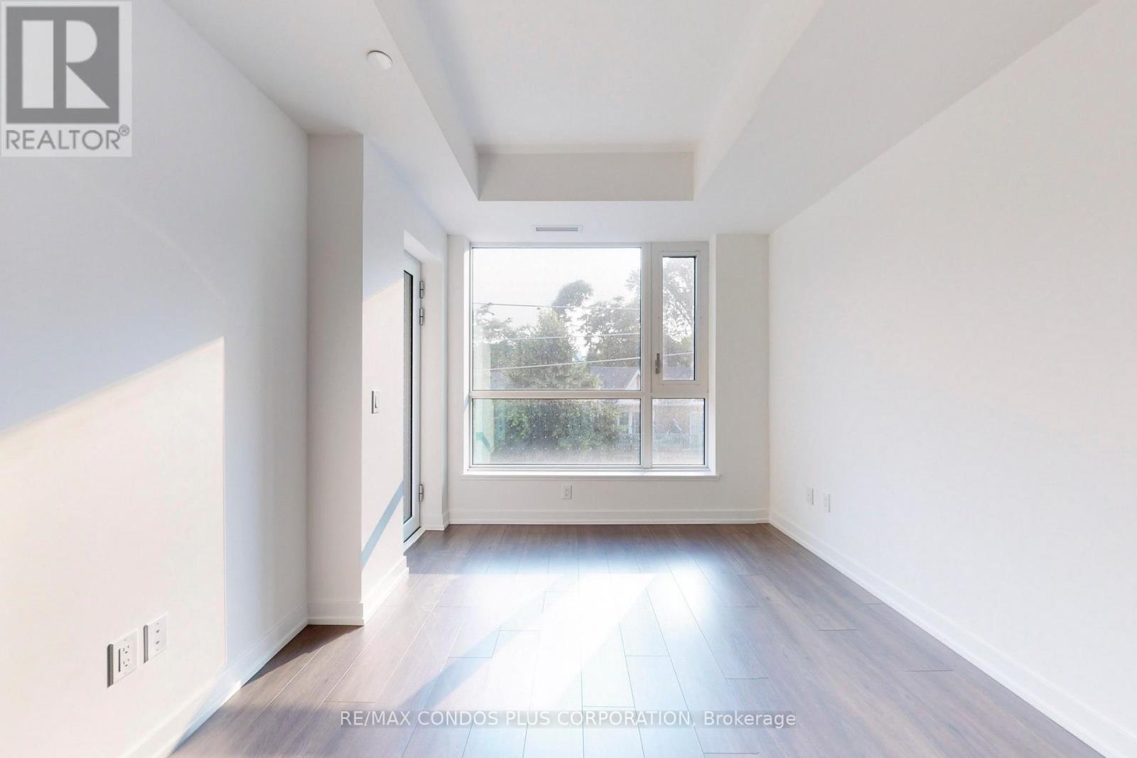 305 - 150 Logan Avenue, Toronto, Ontario  M4M 0E4 - Photo 9 - E12459553