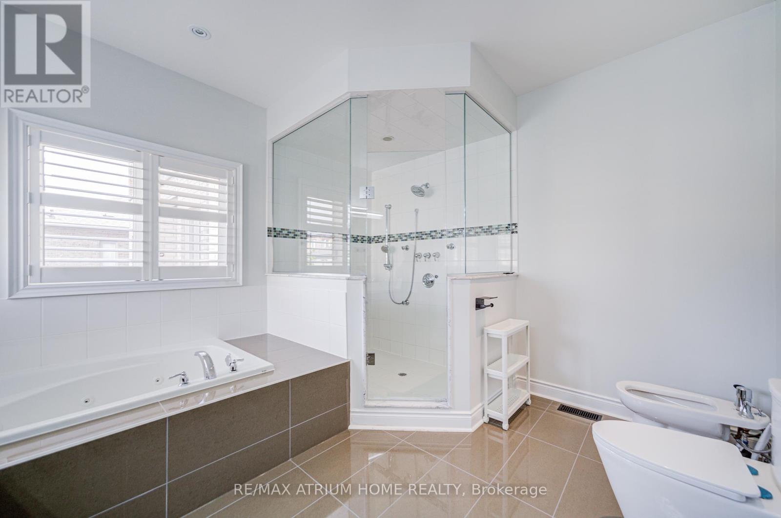 59 Gorman Avenue, Vaughan, Ontario  L4H 0Z6 - Photo 35 - N12459559