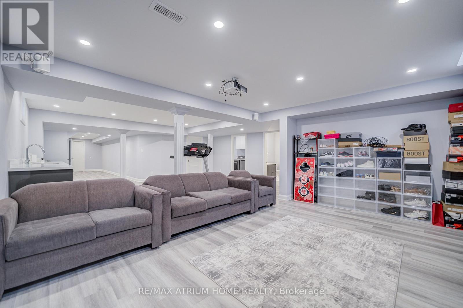 59 Gorman Avenue, Vaughan, Ontario  L4H 0Z6 - Photo 43 - N12459559