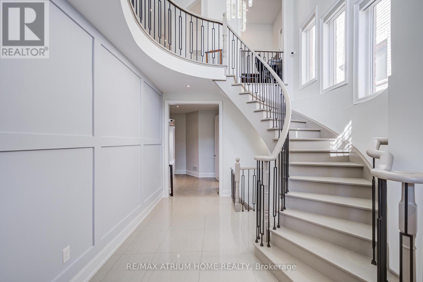 59 Gorman Avenue, Vaughan, Ontario  L4H 0Z6 - Photo 6 - N12459559