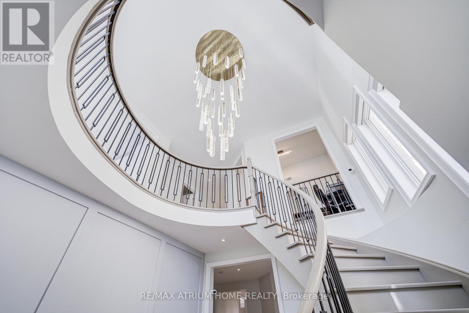 59 Gorman Avenue, Vaughan, Ontario  L4H 0Z6 - Photo 7 - N12459559