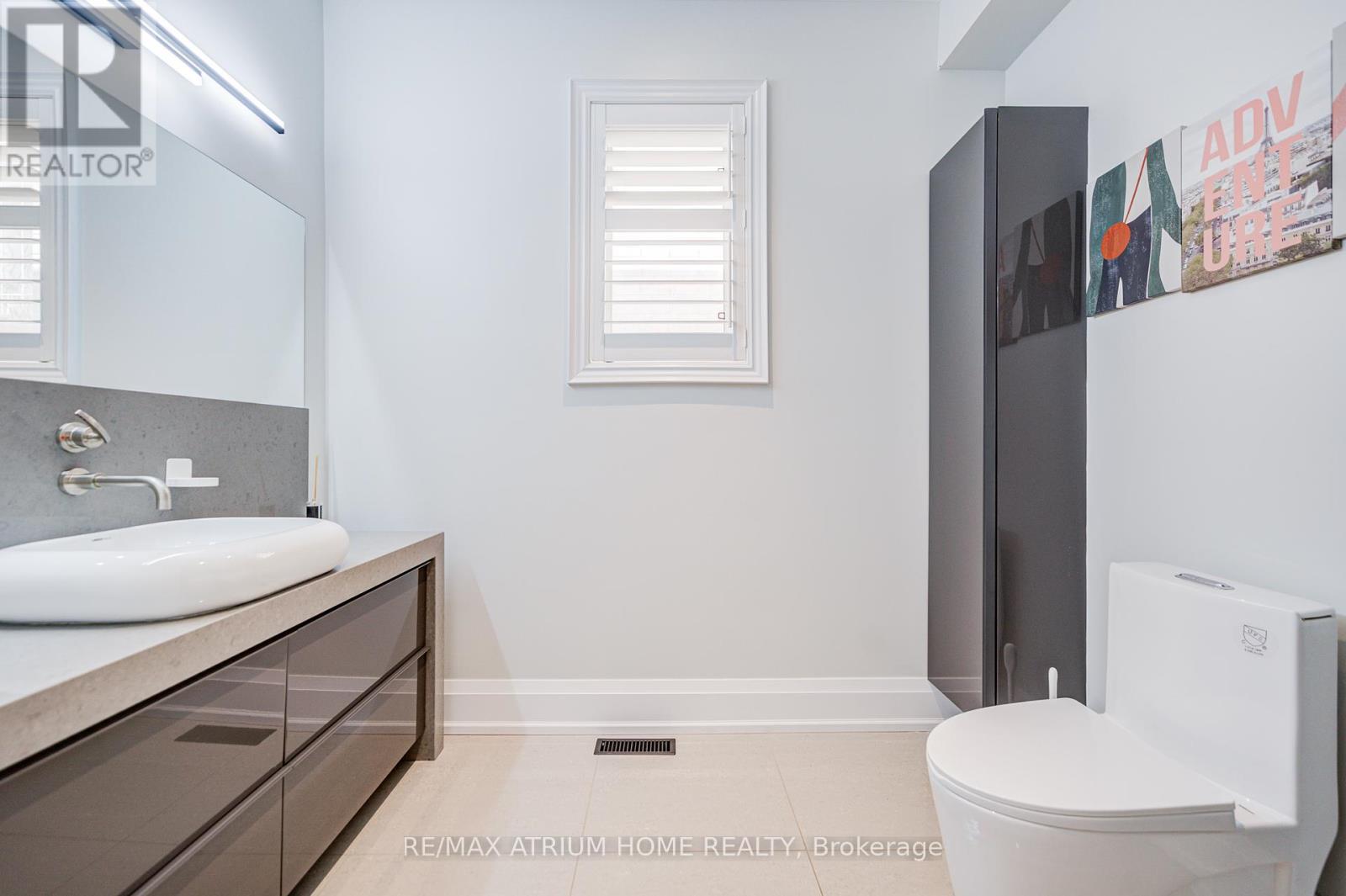 59 Gorman Avenue, Vaughan, Ontario  L4H 0Z6 - Photo 9 - N12459559