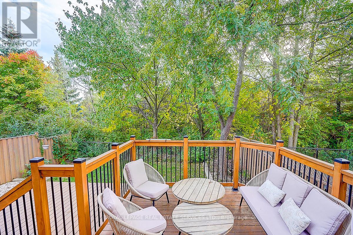 2066 Deer Park Road, Oakville, Ontario  L6M 3V8 - Photo 44 - W12459545