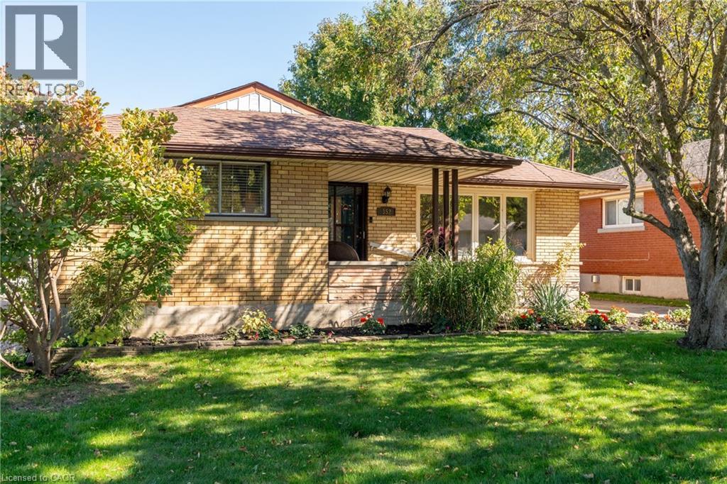 352 Vanier Drive, Kitchener, Ontario  N2C 1J9 - Photo 1 - 40778615