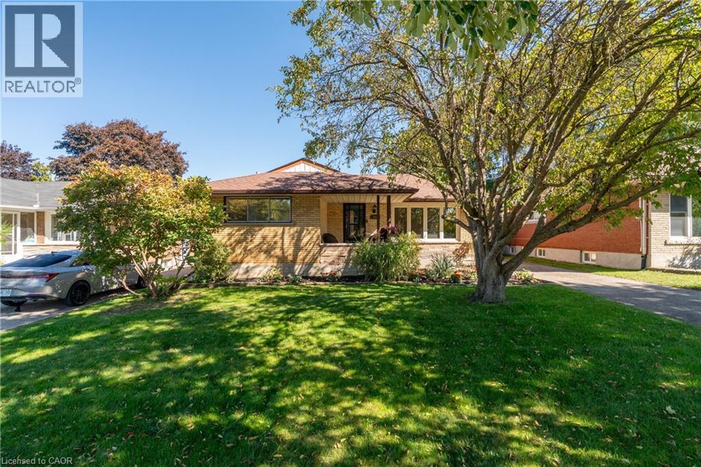 352 Vanier Drive, Kitchener, Ontario  N2C 1J9 - Photo 3 - 40778615