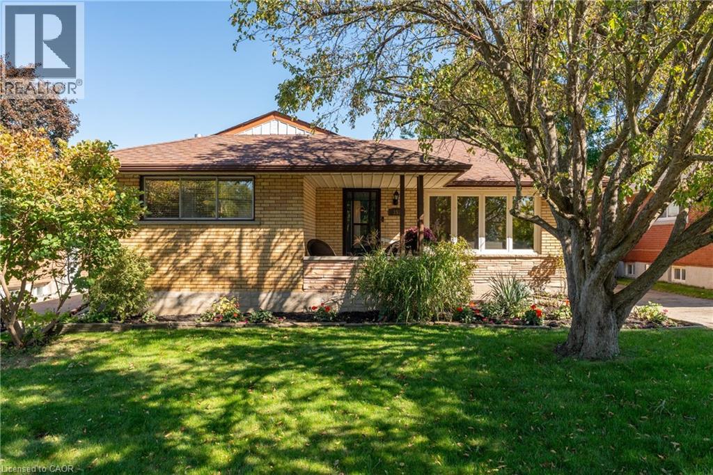 352 Vanier Drive, Kitchener, Ontario  N2C 1J9 - Photo 4 - 40778615