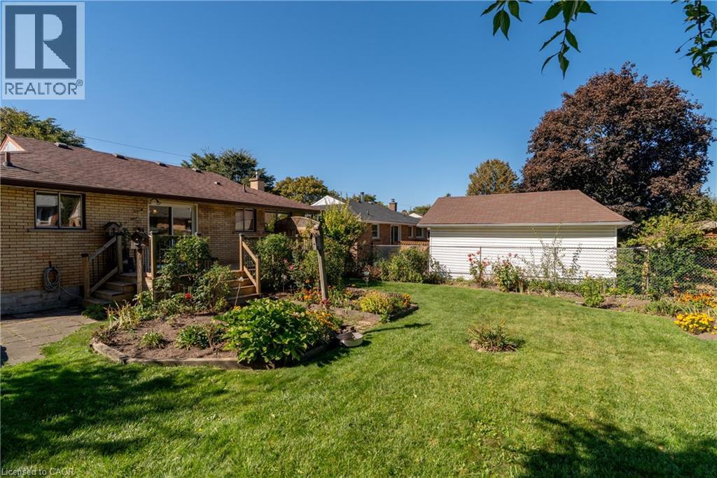 352 Vanier Drive, Kitchener, Ontario  N2C 1J9 - Photo 43 - 40778615