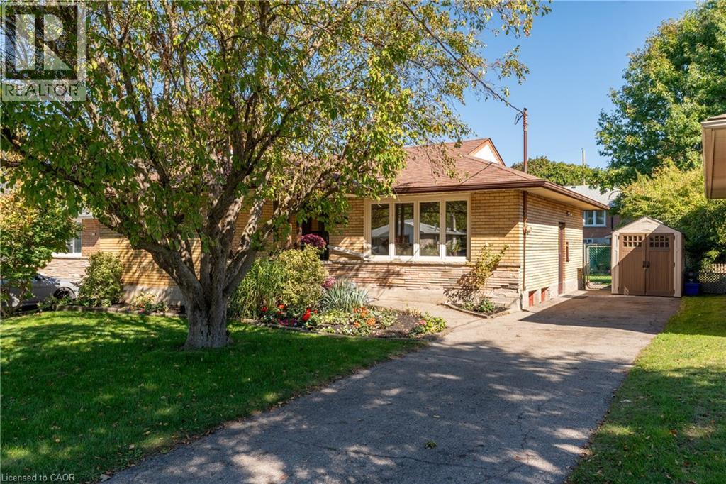352 Vanier Drive, Kitchener, Ontario  N2C 1J9 - Photo 5 - 40778615