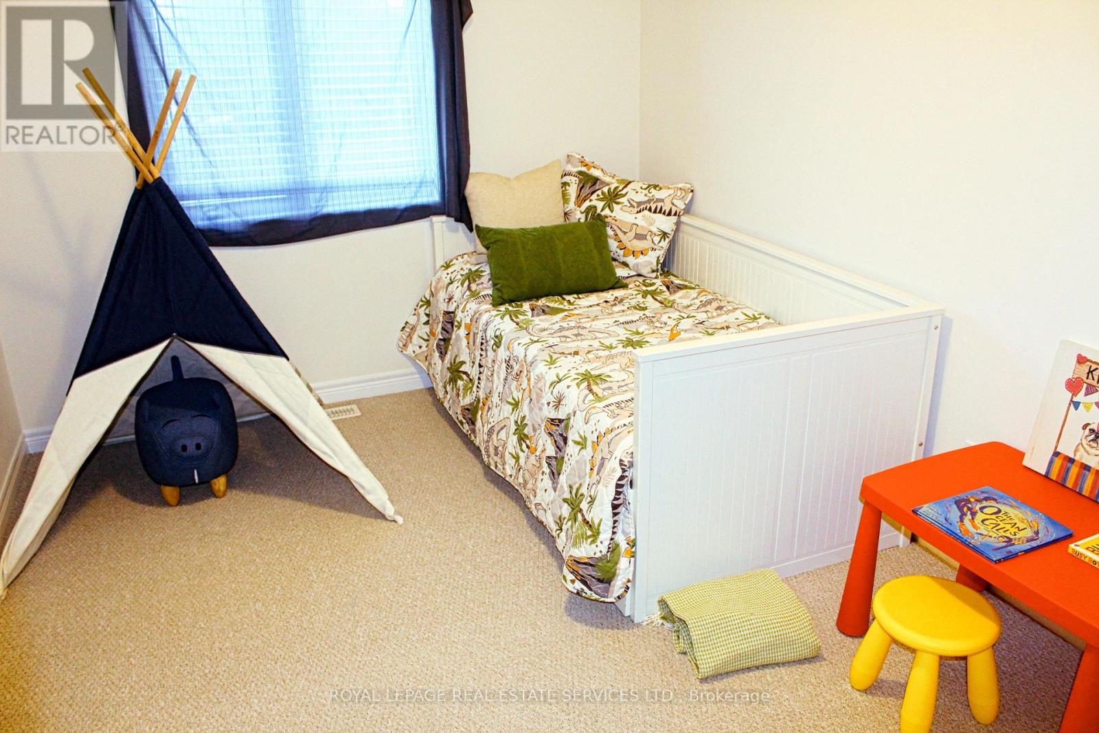 77 Diana Avenue, Brantford, Ontario  N3T 0R6 - Photo 32 - X12459562