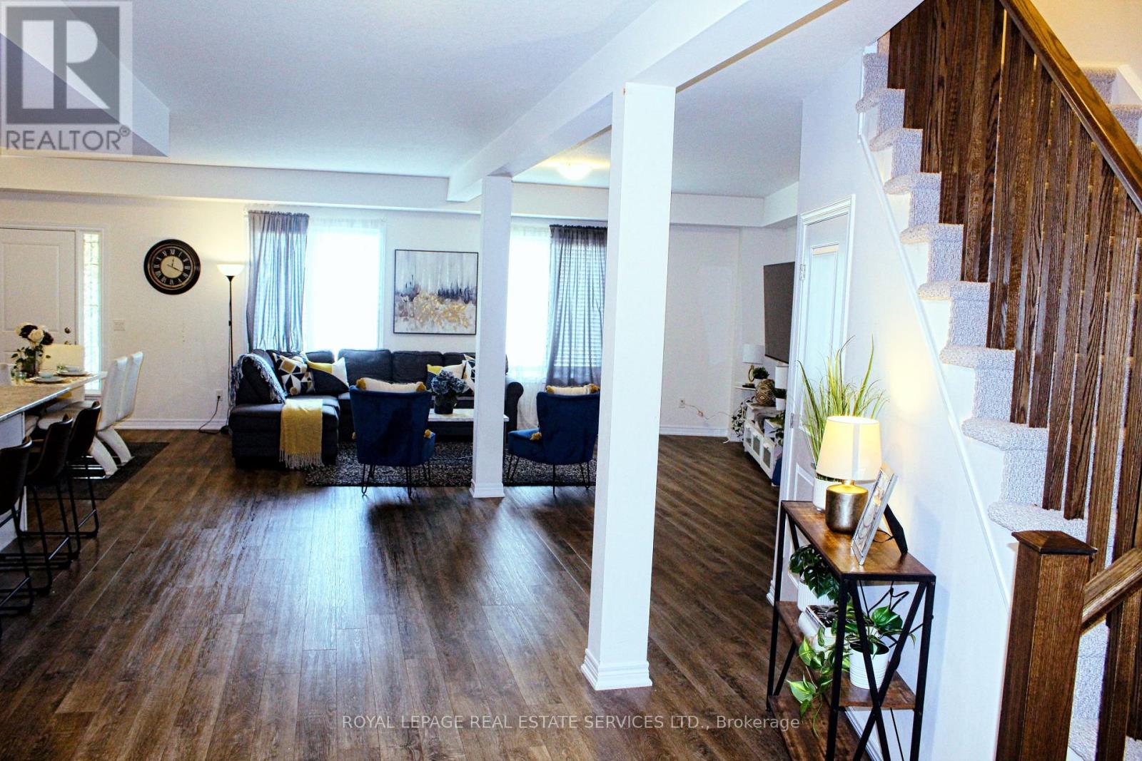 77 Diana Avenue, Brantford, Ontario  N3T 0R6 - Photo 4 - X12459562