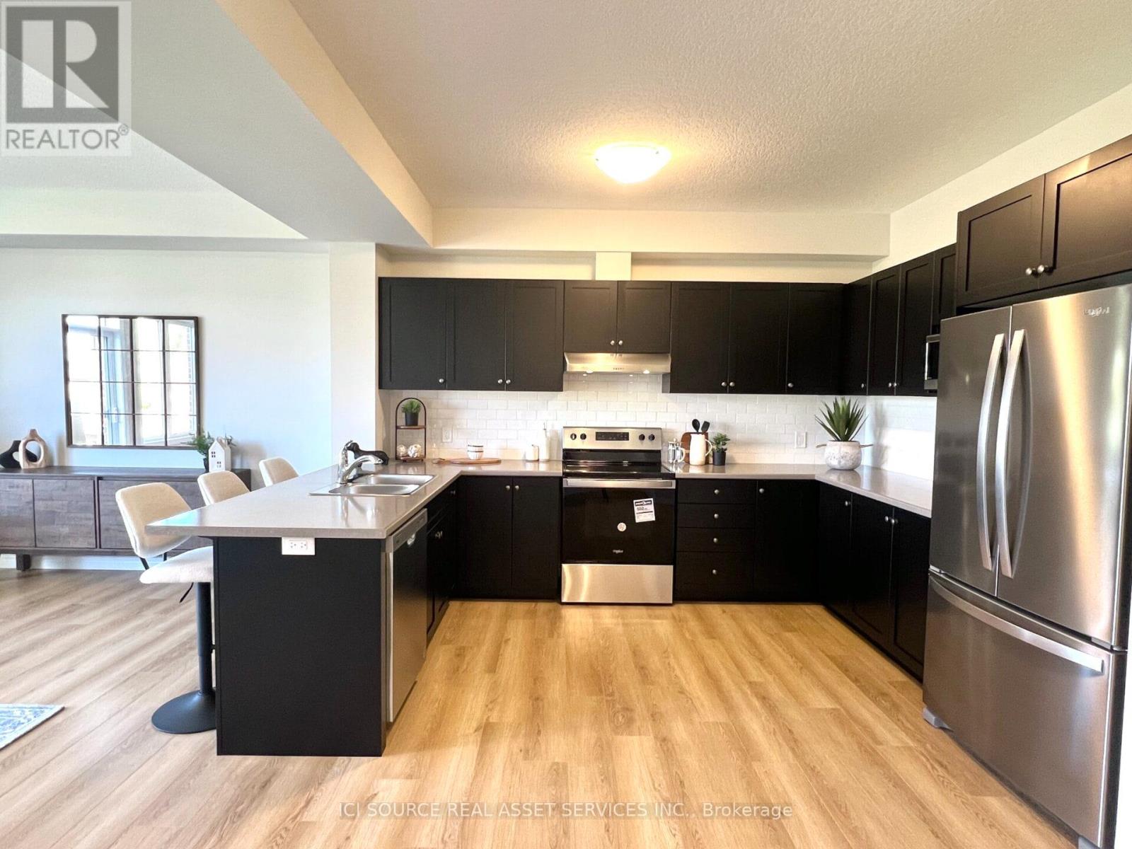 51 Lloyd Davies Way, Hamilton, Ontario  L0R 1C0 - Photo 16 - X12459563