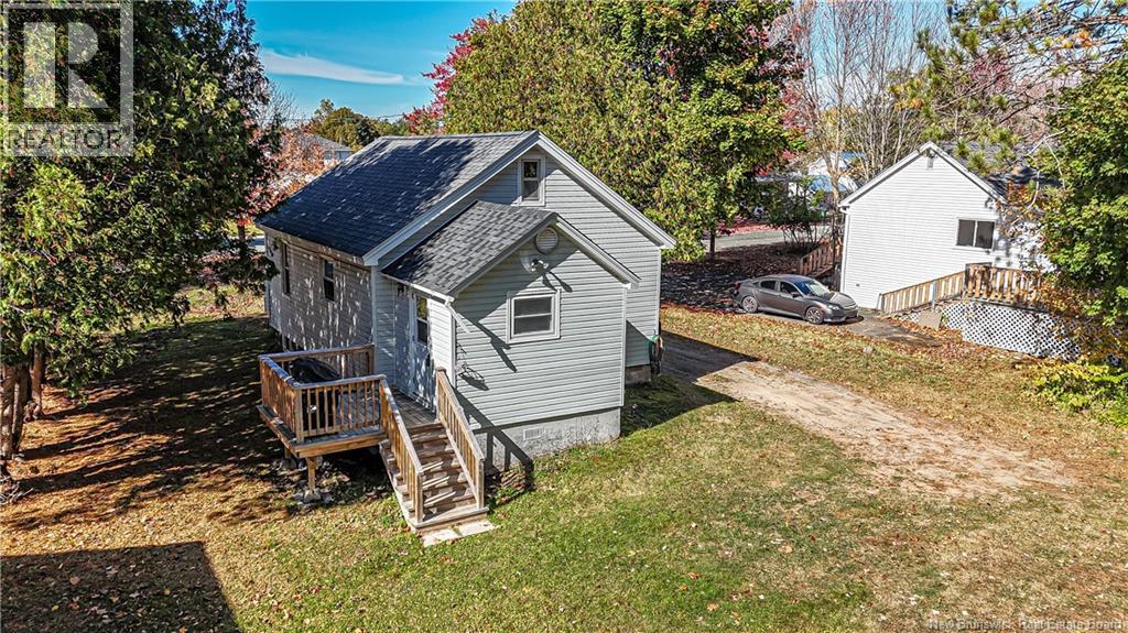 42 Coronation Street, Fredericton, New Brunswick  E3A 4K7 - Photo 3 - NB128366