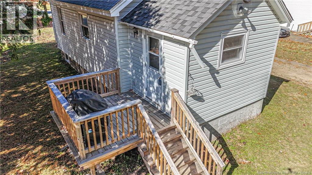 42 Coronation Street, Fredericton, New Brunswick  E3A 4K7 - Photo 4 - NB128366