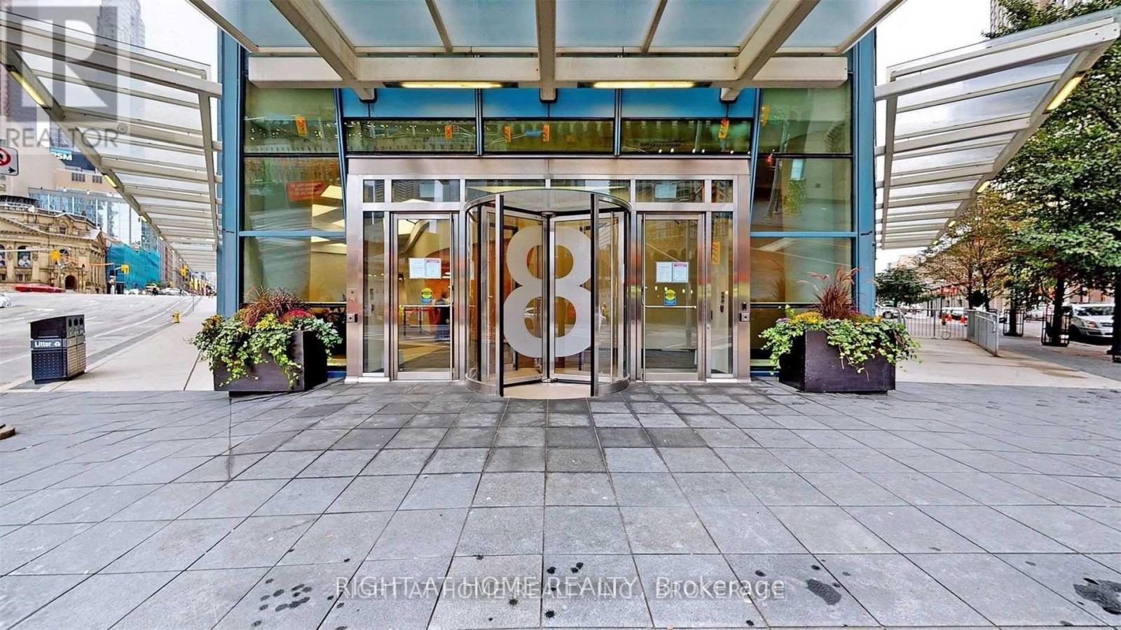 1512 - 8 THE ESPLANADE AVENUE, Toronto, Ontario