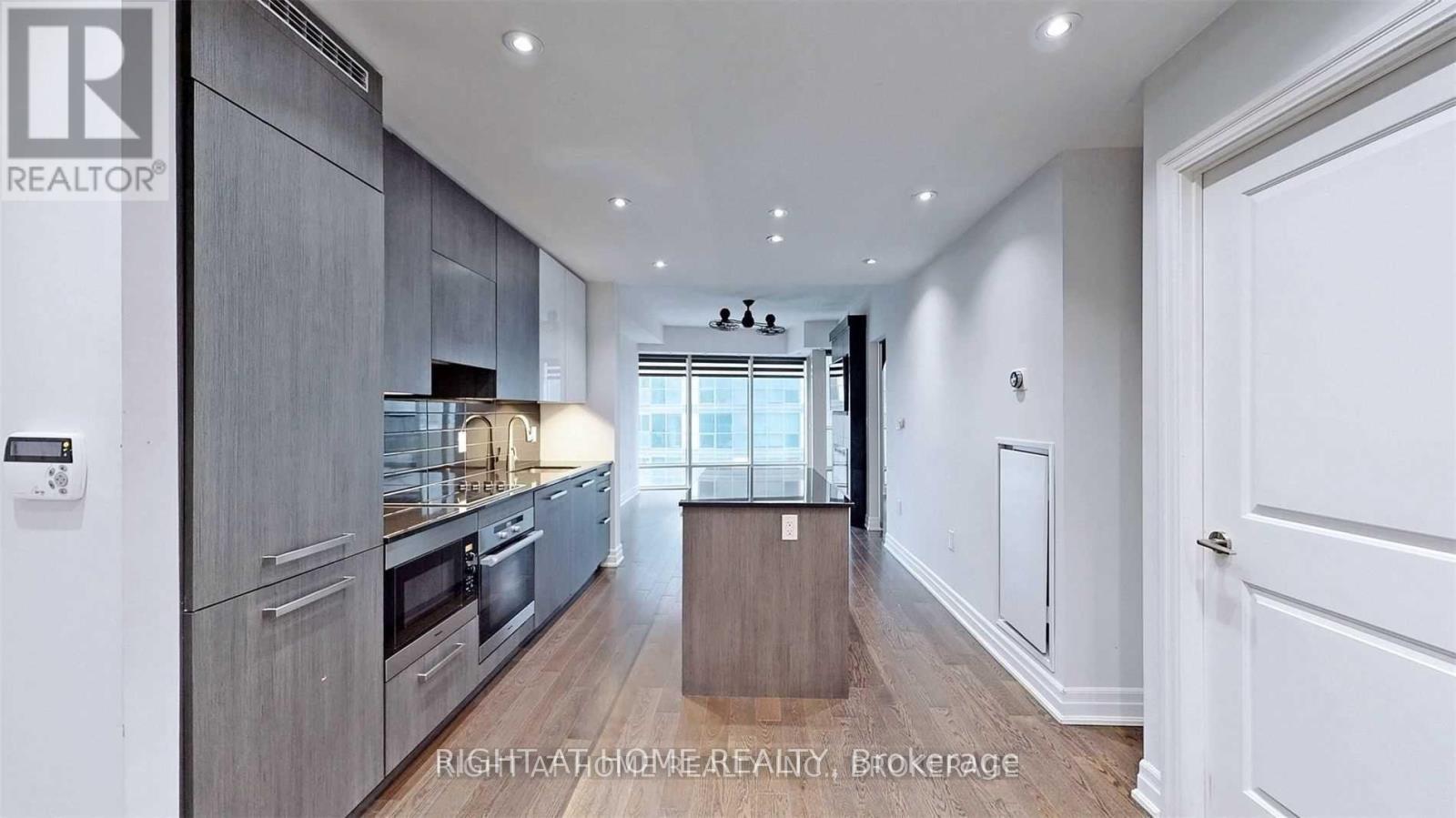 1512 - 8 The Esplanade Avenue, Toronto, Ontario  M5E 0A6 - Photo 16 - C12459581